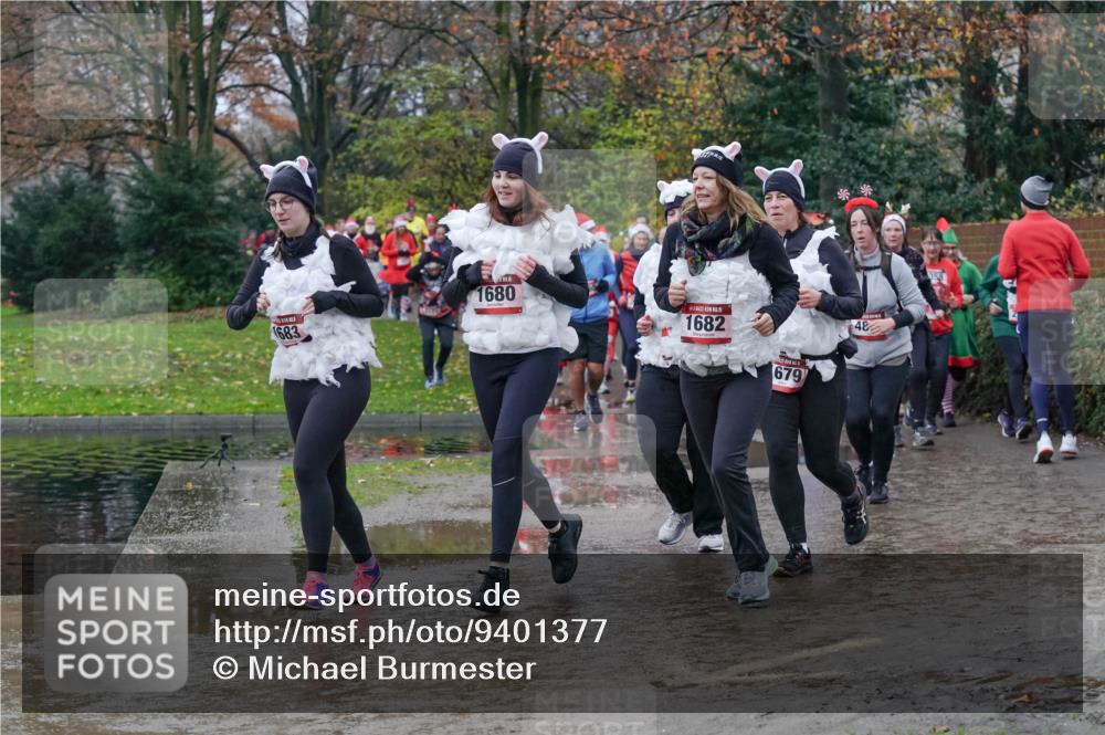 07.12.2025 - St. Pauli X-Mass-Run No. 15 Michael Burmester http://msf.ph/oto/9401377 07.12.2025 10:26:17 Laufen 683, 1680, 1682, 679, 48 meine-sportfotos.de