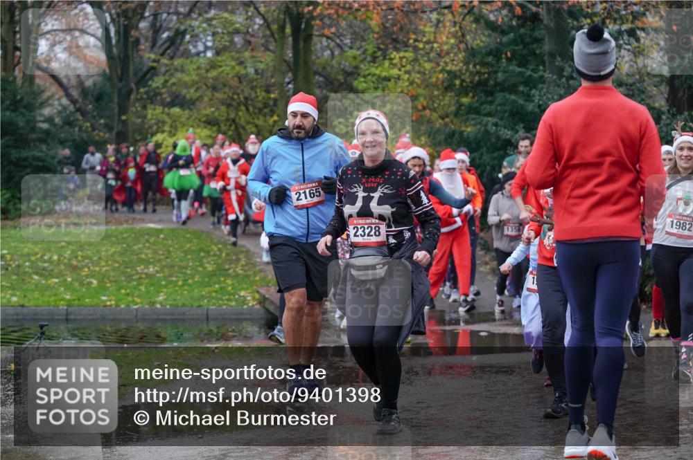 07.12.2025 - St. Pauli X-Mass-Run No. 15 Michael Burmester http://msf.ph/oto/9401398 07.12.2025 10:26:20 Laufen 2165, 2328, 1359, 1982 meine-sportfotos.de
