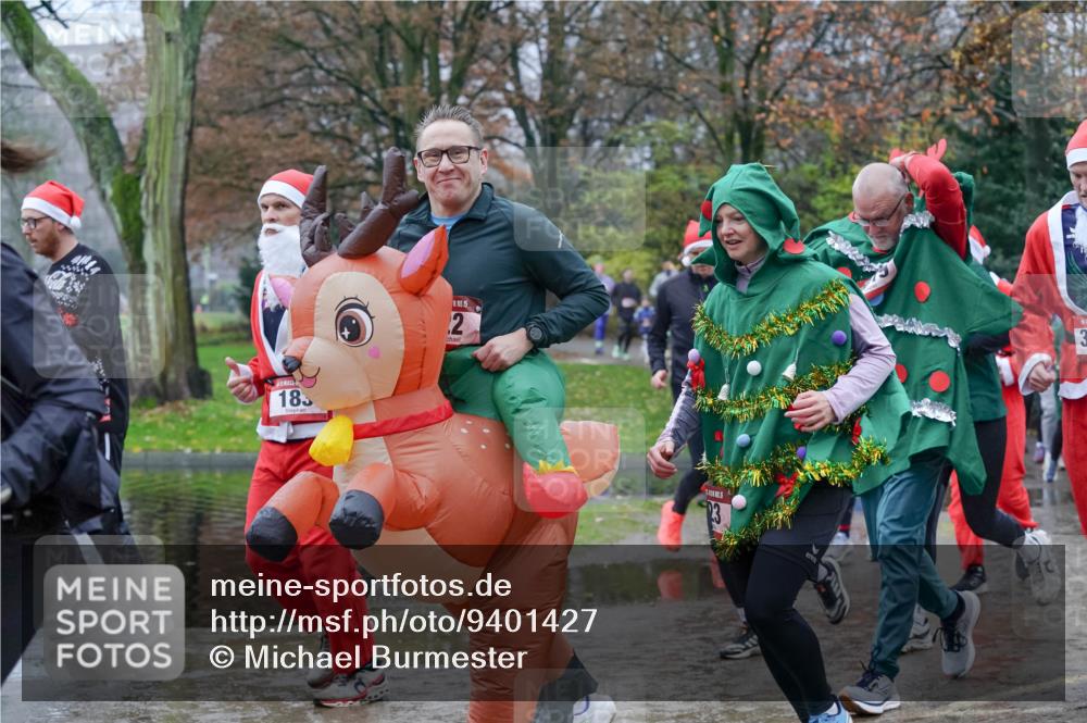 07.12.2025 - St. Pauli X-Mass-Run No. 15 Michael Burmester http://msf.ph/oto/9401427 07.12.2025 10:26:27 Laufen 185, 15, 2, 2, 23 meine-sportfotos.de