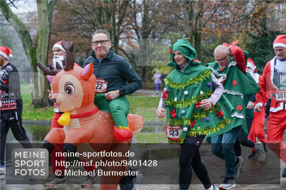 07.12.2025 - St. Pauli X-Mass-Run No. 15 Michael Burmester http://msf.ph/oto/9401428 07.12.2025 10:26:27 Laufen 09880, 5, 22, 15, 523, 301 meine-sportfotos.de