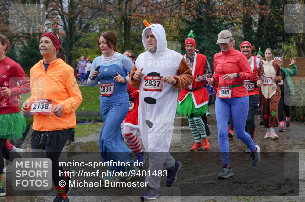 07.12.2025 - St. Pauli X-Mass-Run No. 15 Michael Burmester http://msf.ph/oto/9401483 07.12.2025 10:26:39 Laufen 2738, 5, 2836, 9, 15, 2837, 15, 1895, 471, 093 meine-sportfotos.de