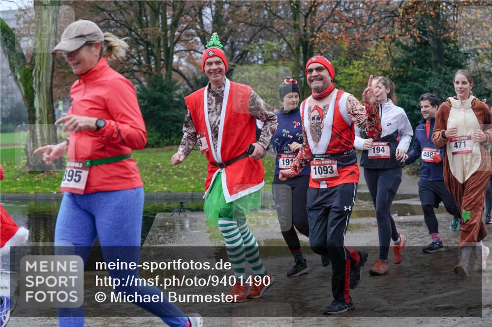 07.12.2025 - St. Pauli X-Mass-Run No. 15 Michael Burmester http://msf.ph/oto/9401490 07.12.2025 10:26:40 Laufen 895, 191, 15, 1093, 194, 488, 471 meine-sportfotos.de