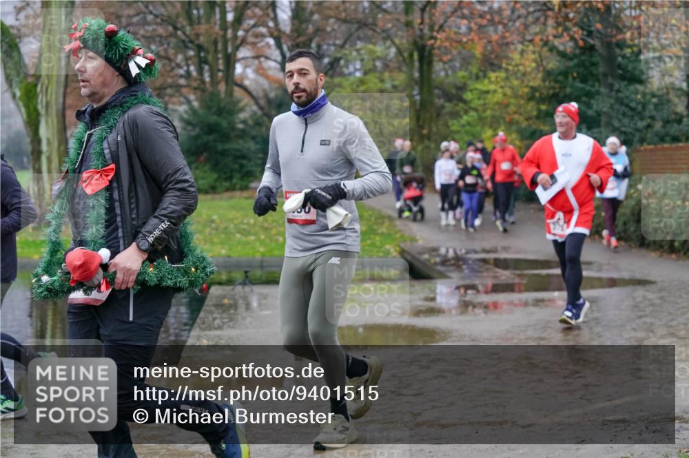 07.12.2025 - St. Pauli X-Mass-Run No. 15 Michael Burmester http://msf.ph/oto/9401515 07.12.2025 10:26:46 Laufen  meine-sportfotos.de
