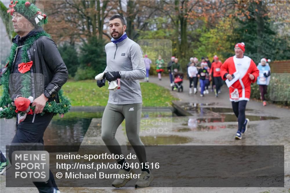 07.12.2025 - St. Pauli X-Mass-Run No. 15 Michael Burmester http://msf.ph/oto/9401516 07.12.2025 10:26:46 Laufen 2 meine-sportfotos.de