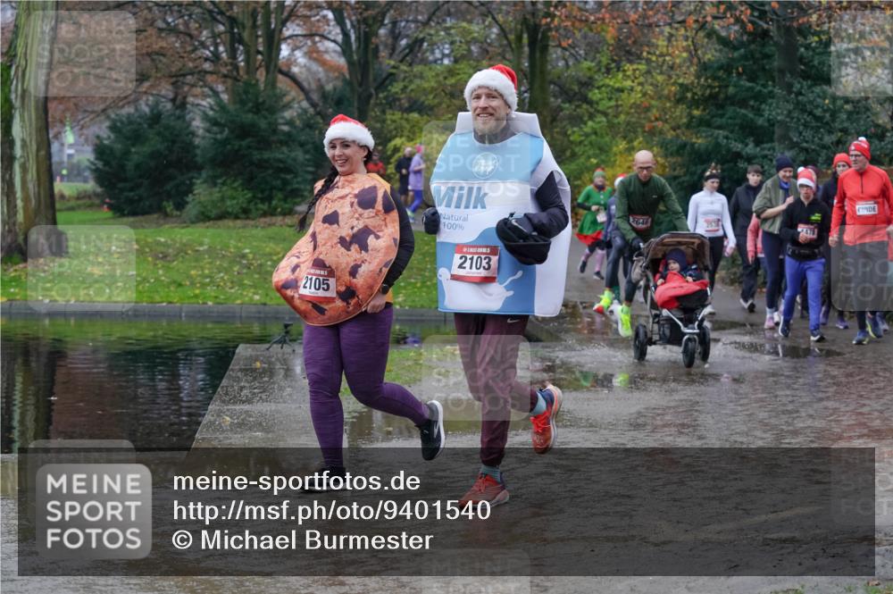 07.12.2025 - St. Pauli X-Mass-Run No. 15 Michael Burmester http://msf.ph/oto/9401540 07.12.2025 10:26:52 Laufen 2105, 100, 2103, 2646, 478 meine-sportfotos.de