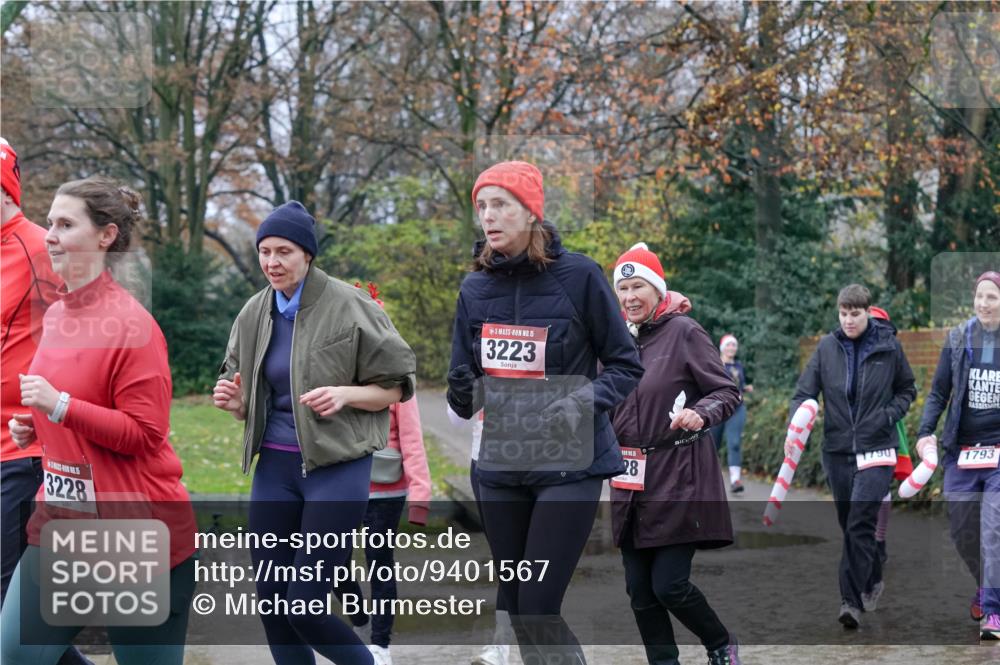 07.12.2025 - St. Pauli X-Mass-Run No. 15 Michael Burmester http://msf.ph/oto/9401567 07.12.2025 10:27:00 Laufen 3228, 15, 3223, 28, 17901, 1793 meine-sportfotos.de