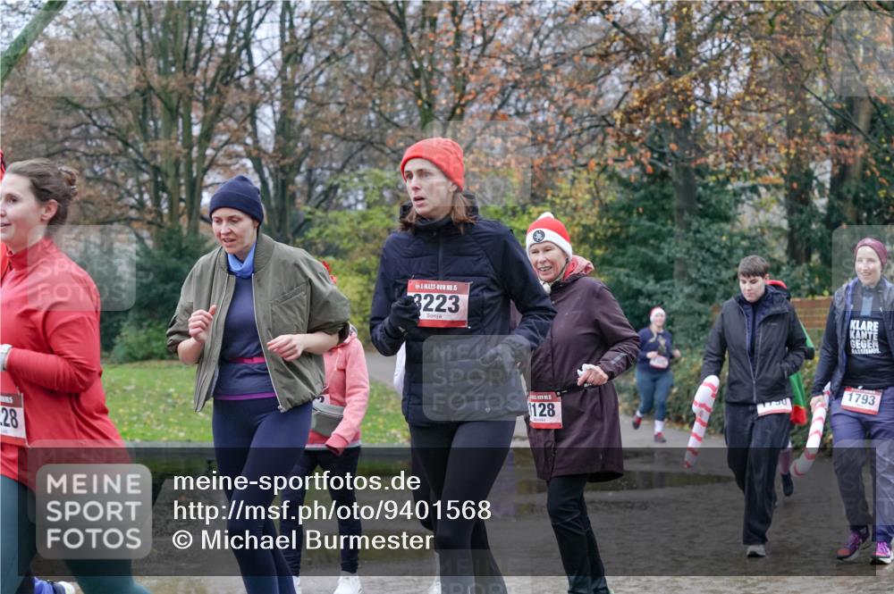 07.12.2025 - St. Pauli X-Mass-Run No. 15 Michael Burmester http://msf.ph/oto/9401568 07.12.2025 10:27:00 Laufen 28, 15, 3223, 15, 128, 1750, 1793 meine-sportfotos.de