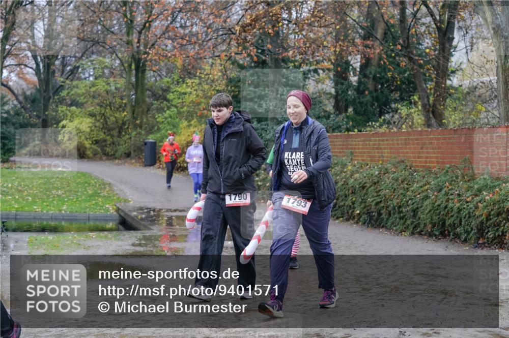 07.12.2025 - St. Pauli X-Mass-Run No. 15 Michael Burmester http://msf.ph/oto/9401571 07.12.2025 10:27:01 Laufen 1790, 1793 meine-sportfotos.de