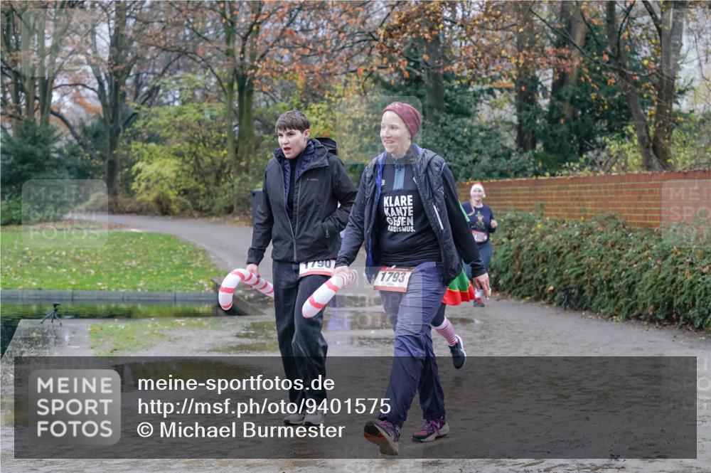 07.12.2025 - St. Pauli X-Mass-Run No. 15 Michael Burmester http://msf.ph/oto/9401575 07.12.2025 10:27:01 Laufen 1790, 1793 meine-sportfotos.de