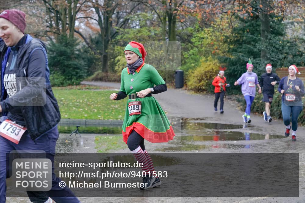 07.12.2025 - St. Pauli X-Mass-Run No. 15 Michael Burmester http://msf.ph/oto/9401583 07.12.2025 10:27:03 Laufen 1793, 15, 1489, 1305 meine-sportfotos.de