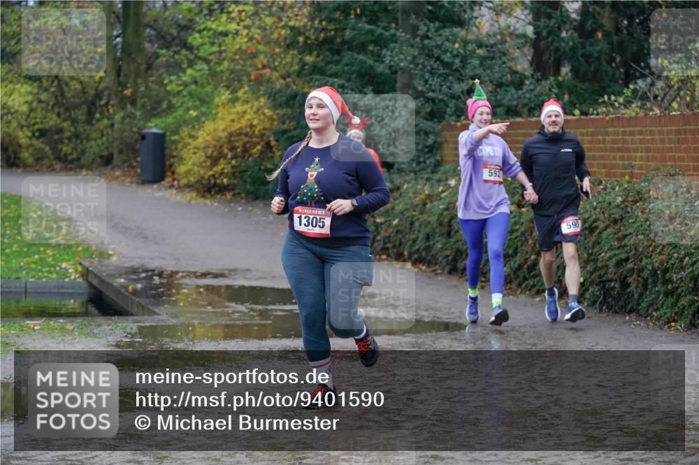 07.12.2025 - St. Pauli X-Mass-Run No. 15 Michael Burmester http://msf.ph/oto/9401590 07.12.2025 10:27:05 Laufen 15, 1305, 592, 590 meine-sportfotos.de