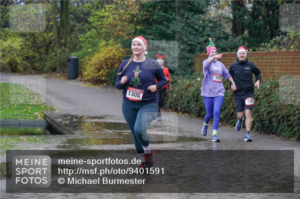 07.12.2025 - St. Pauli X-Mass-Run No. 15 Michael Burmester http://msf.ph/oto/9401591 07.12.2025 10:27:05 Laufen 5, 1305, 592, 590 meine-sportfotos.de
