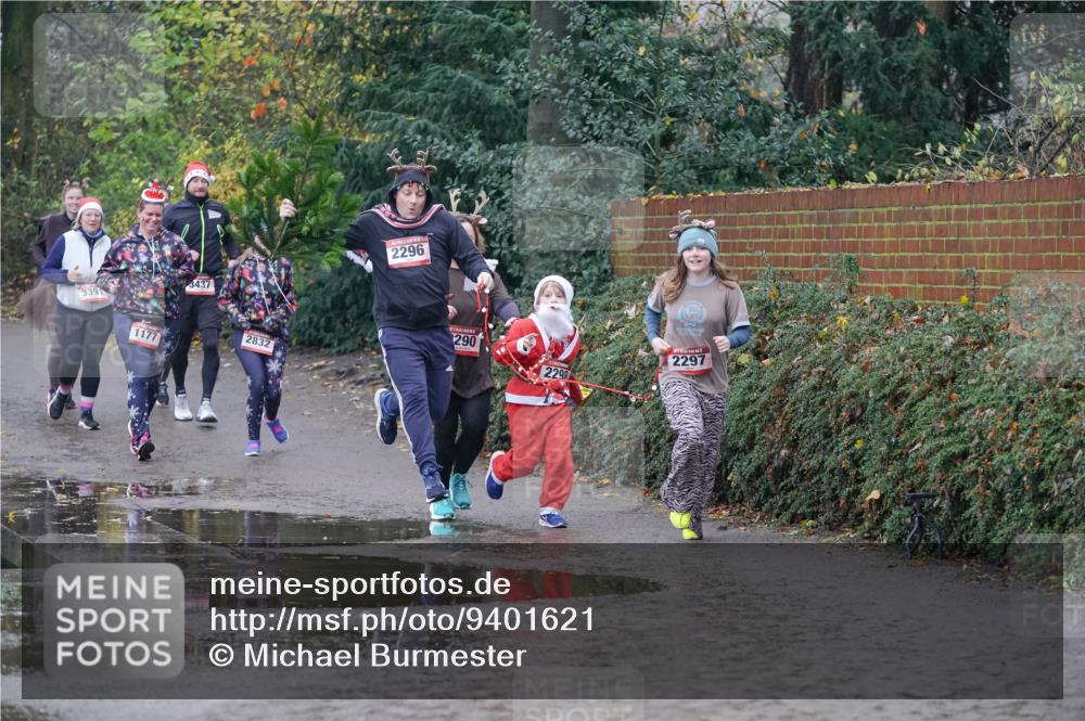 07.12.2025 - St. Pauli X-Mass-Run No. 15 Michael Burmester http://msf.ph/oto/9401621 07.12.2025 10:27:27 Laufen 339, 1177, 3437, 2832, 2296, 290, 2297, 2298 meine-sportfotos.de