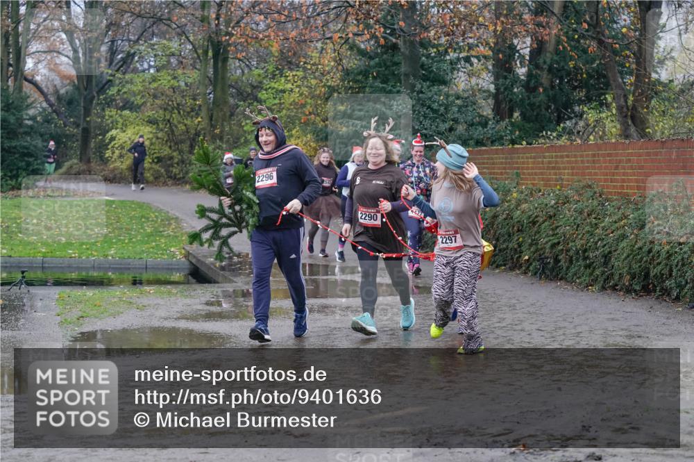 07.12.2025 - St. Pauli X-Mass-Run No. 15 Michael Burmester http://msf.ph/oto/9401636 07.12.2025 10:27:30 Laufen 2296, 2593, 2290, 477, 2297 meine-sportfotos.de