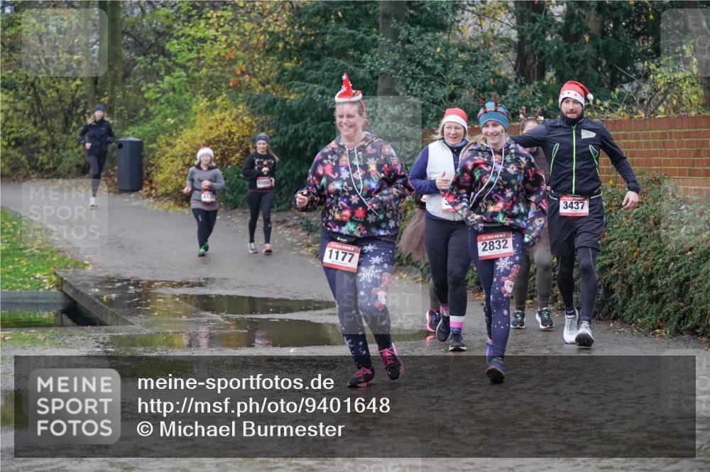 07.12.2025 - St. Pauli X-Mass-Run No. 15 Michael Burmester http://msf.ph/oto/9401648 07.12.2025 10:27:33 Laufen 1177, 2832, 3437 meine-sportfotos.de