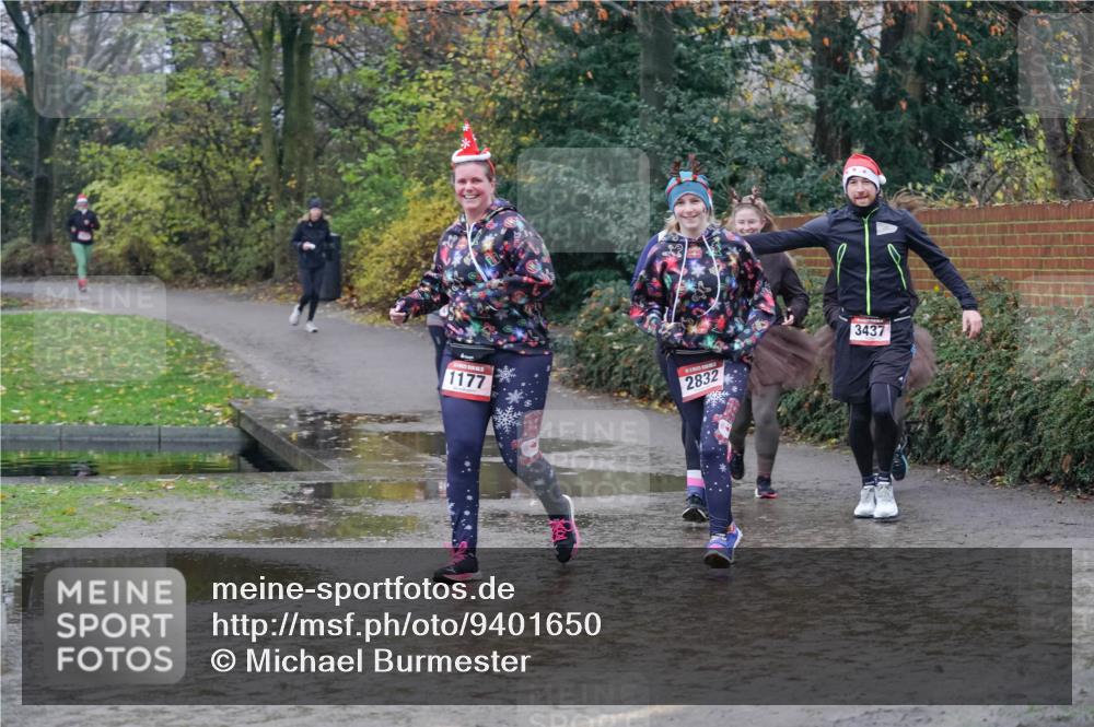 07.12.2025 - St. Pauli X-Mass-Run No. 15 Michael Burmester http://msf.ph/oto/9401650 07.12.2025 10:27:34 Laufen 1177, 2832, 3437 meine-sportfotos.de