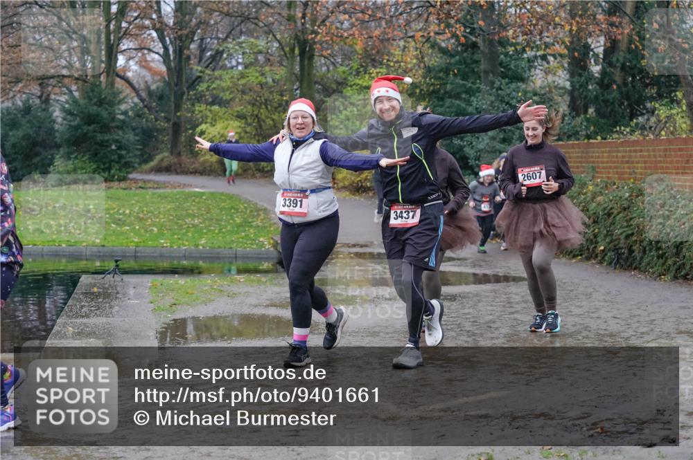 07.12.2025 - St. Pauli X-Mass-Run No. 15 Michael Burmester http://msf.ph/oto/9401661 07.12.2025 10:27:36 Laufen 3391, 3437, 2607, 20 meine-sportfotos.de