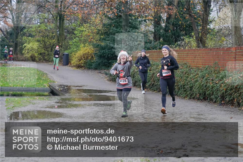 07.12.2025 - St. Pauli X-Mass-Run No. 15 Michael Burmester http://msf.ph/oto/9401673 07.12.2025 10:27:40 Laufen 4128 meine-sportfotos.de
