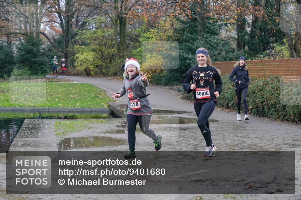 07.12.2025 - St. Pauli X-Mass-Run No. 15 Michael Burmester http://msf.ph/oto/9401680 07.12.2025 10:27:41 Laufen 4128 meine-sportfotos.de