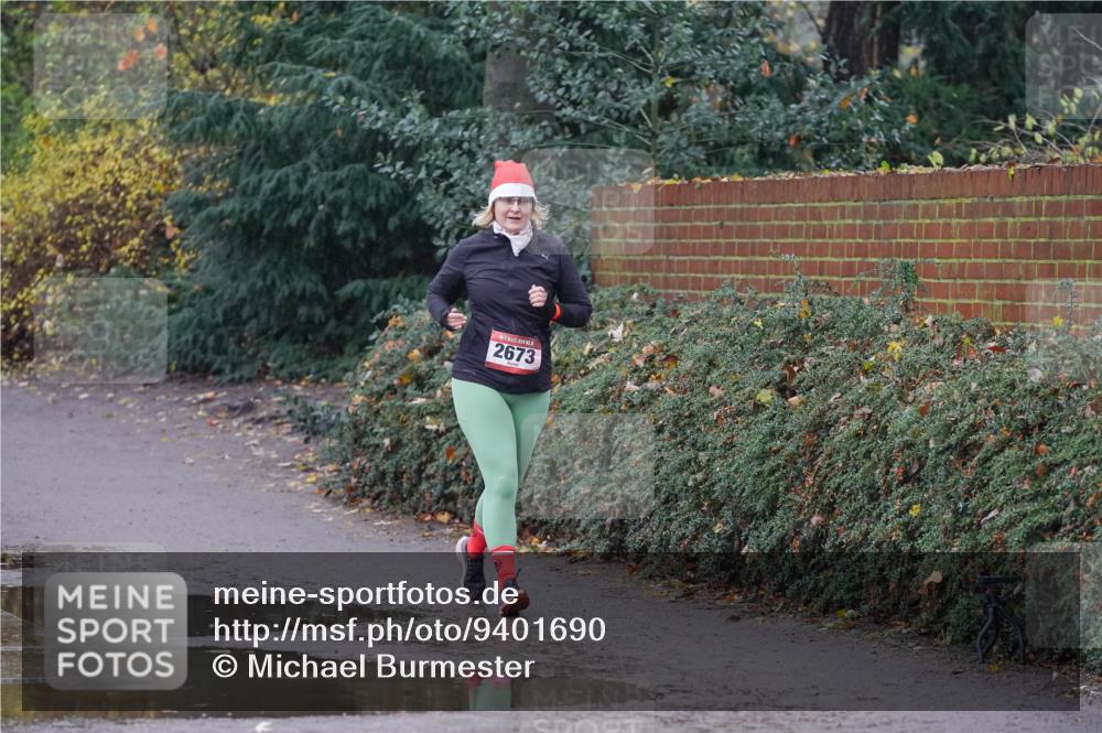 07.12.2025 - St. Pauli X-Mass-Run No. 15 Michael Burmester http://msf.ph/oto/9401690 07.12.2025 10:27:47 Laufen 2673 meine-sportfotos.de