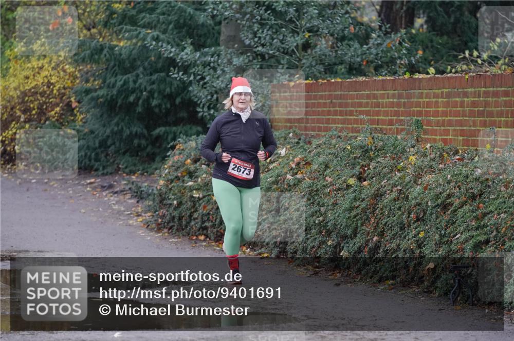 07.12.2025 - St. Pauli X-Mass-Run No. 15 Michael Burmester http://msf.ph/oto/9401691 07.12.2025 10:27:47 Laufen 2673 meine-sportfotos.de