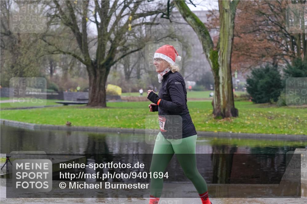07.12.2025 - St. Pauli X-Mass-Run No. 15 Michael Burmester http://msf.ph/oto/9401694 07.12.2025 10:27:54 Laufen 13 meine-sportfotos.de