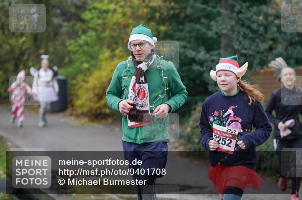 07.12.2025 - St. Pauli X-Mass-Run No. 15 Michael Burmester http://msf.ph/oto/9401708 07.12.2025 10:28:03 Laufen 2252, 15, 2252 meine-sportfotos.de