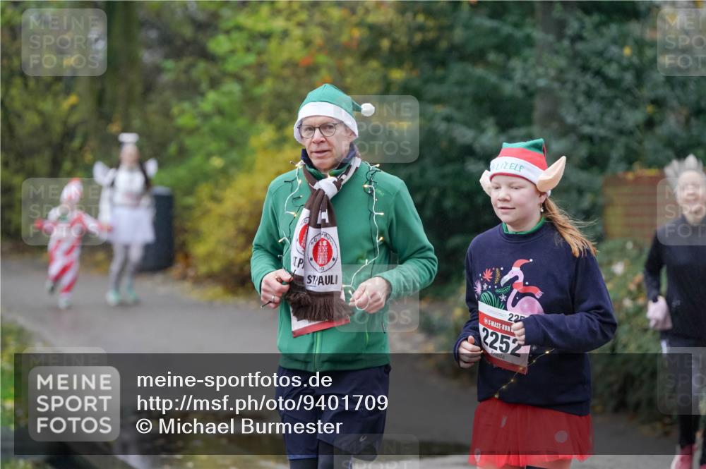 07.12.2025 - St. Pauli X-Mass-Run No. 15 Michael Burmester http://msf.ph/oto/9401709 07.12.2025 10:28:03 Laufen 22, 2252 meine-sportfotos.de