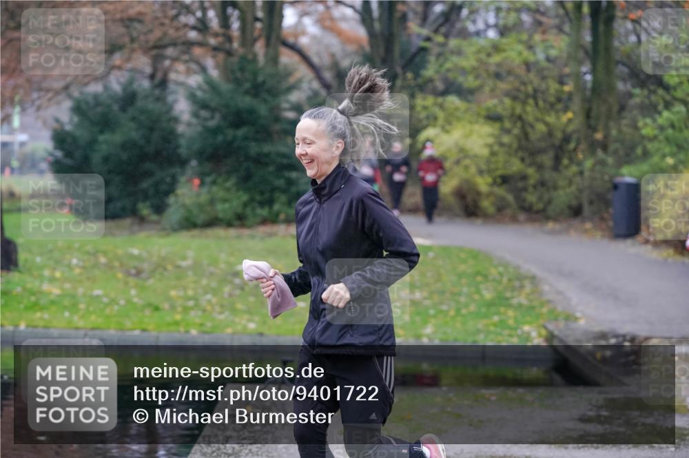 07.12.2025 - St. Pauli X-Mass-Run No. 15 Michael Burmester http://msf.ph/oto/9401722 07.12.2025 10:28:06 Laufen  meine-sportfotos.de
