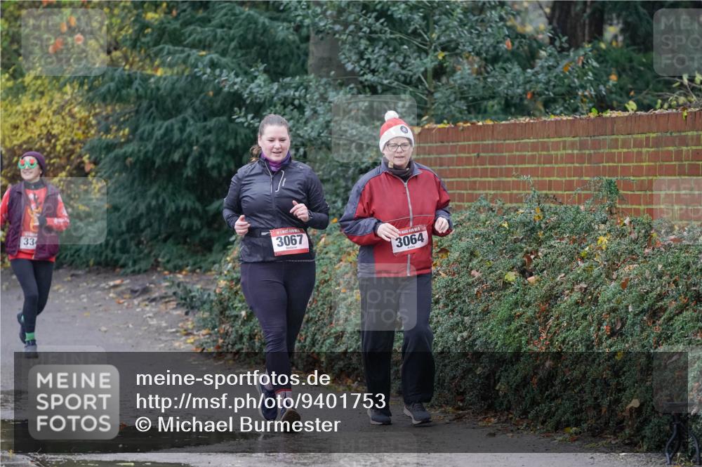 07.12.2025 - St. Pauli X-Mass-Run No. 15 Michael Burmester http://msf.ph/oto/9401753 07.12.2025 10:28:21 Laufen 33, 3067, 3064 meine-sportfotos.de