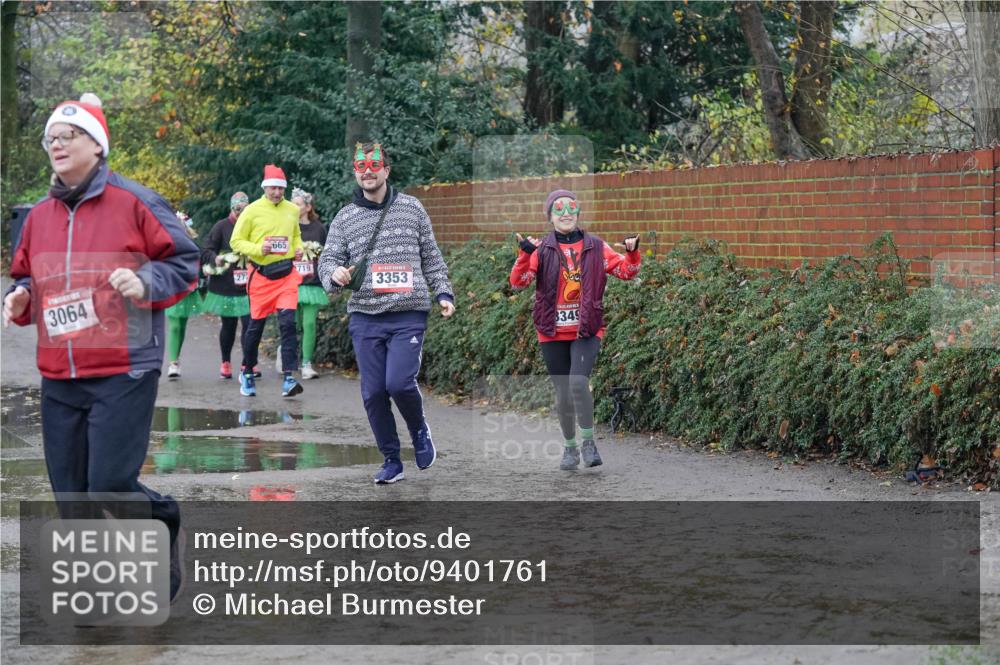 07.12.2025 - St. Pauli X-Mass-Run No. 15 Michael Burmester http://msf.ph/oto/9401761 07.12.2025 10:28:27 Laufen 3064, 27, 665, 719, 3353, 3349 meine-sportfotos.de