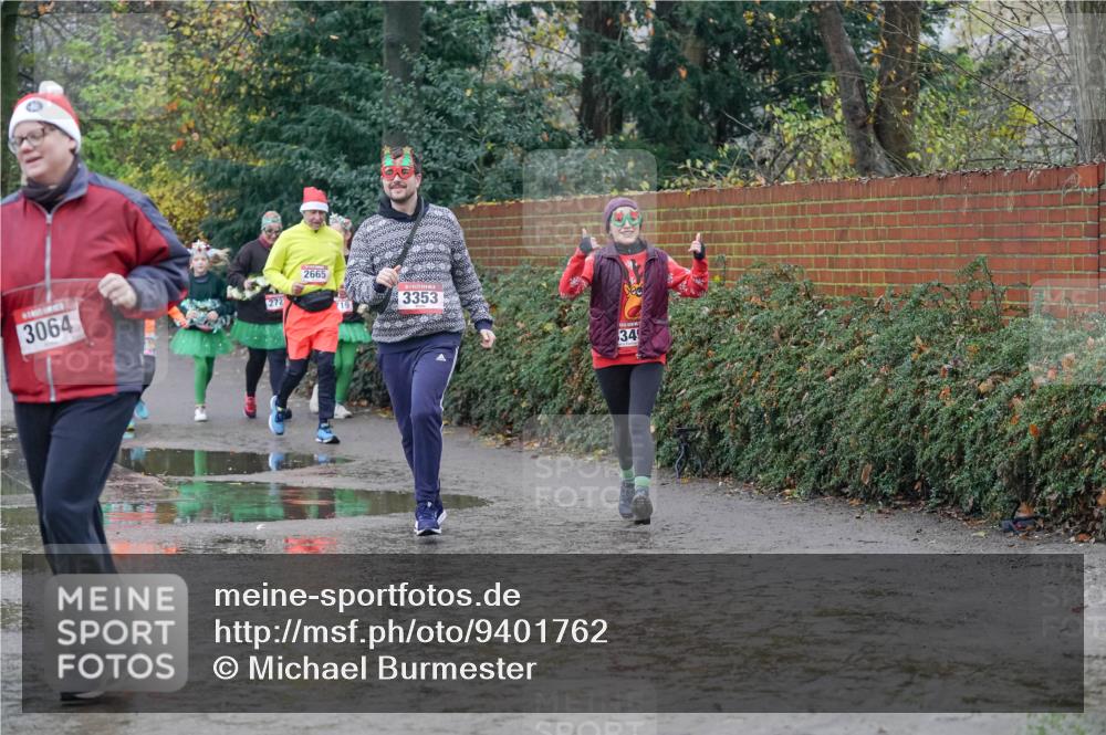 07.12.2025 - St. Pauli X-Mass-Run No. 15 Michael Burmester http://msf.ph/oto/9401762 07.12.2025 10:28:27 Laufen 3064, 272, 2665, 3353, 34 meine-sportfotos.de