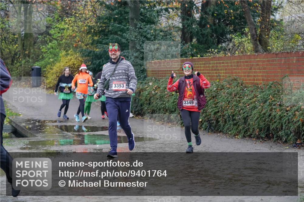 07.12.2025 - St. Pauli X-Mass-Run No. 15 Michael Burmester http://msf.ph/oto/9401764 07.12.2025 10:28:28 Laufen 2664, 3353, 3349 meine-sportfotos.de