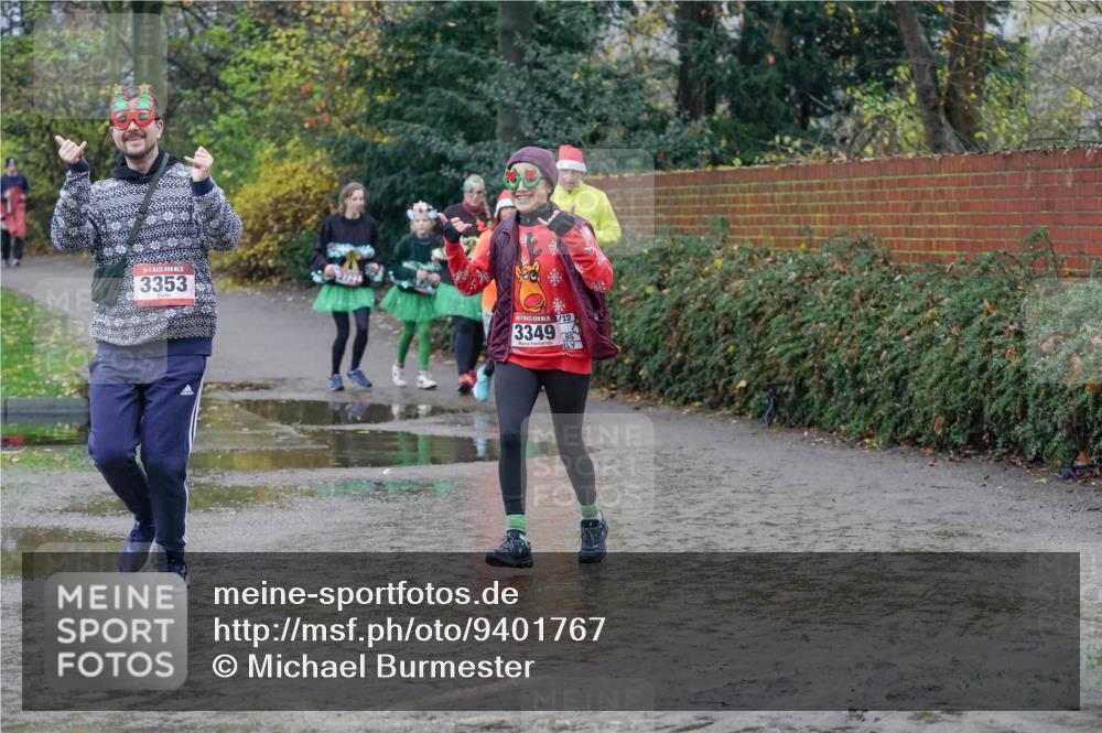 07.12.2025 - St. Pauli X-Mass-Run No. 15 Michael Burmester http://msf.ph/oto/9401767 07.12.2025 10:28:29 Laufen 15, 3353, 15, 712, 3349 meine-sportfotos.de