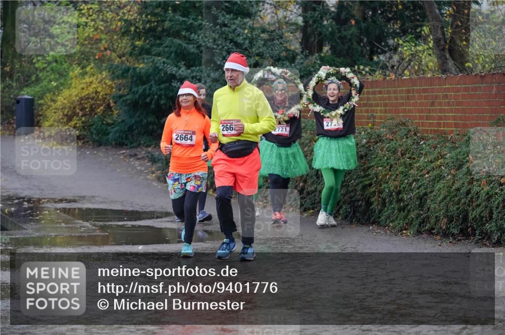 07.12.2025 - St. Pauli X-Mass-Run No. 15 Michael Burmester http://msf.ph/oto/9401776 07.12.2025 10:28:32 Laufen 27, 5, 266, 2721, 2664 meine-sportfotos.de