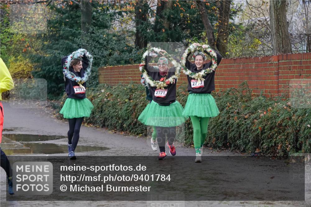 07.12.2025 - St. Pauli X-Mass-Run No. 15 Michael Burmester http://msf.ph/oto/9401784 07.12.2025 10:28:34 Laufen 2721, 2721, 272 meine-sportfotos.de