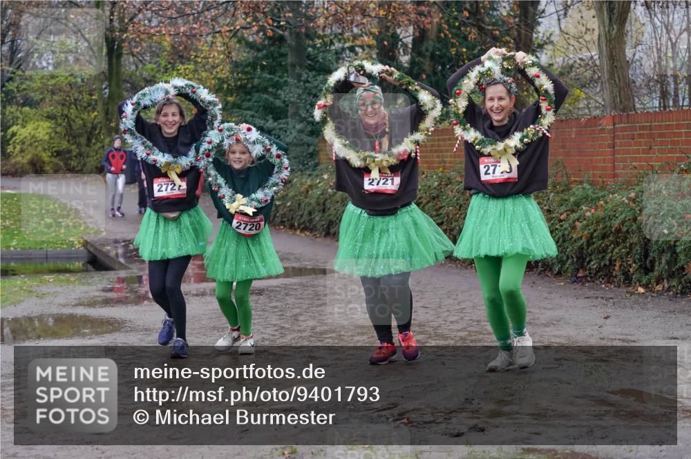 07.12.2025 - St. Pauli X-Mass-Run No. 15 Michael Burmester http://msf.ph/oto/9401793 07.12.2025 10:28:37 Laufen 272, 2720, 33, 2721, 27 meine-sportfotos.de