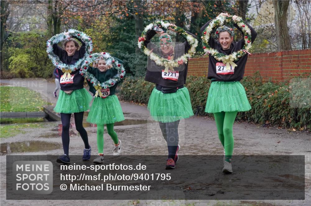 07.12.2025 - St. Pauli X-Mass-Run No. 15 Michael Burmester http://msf.ph/oto/9401795 07.12.2025 10:28:37 Laufen 20, 2721, 27 meine-sportfotos.de