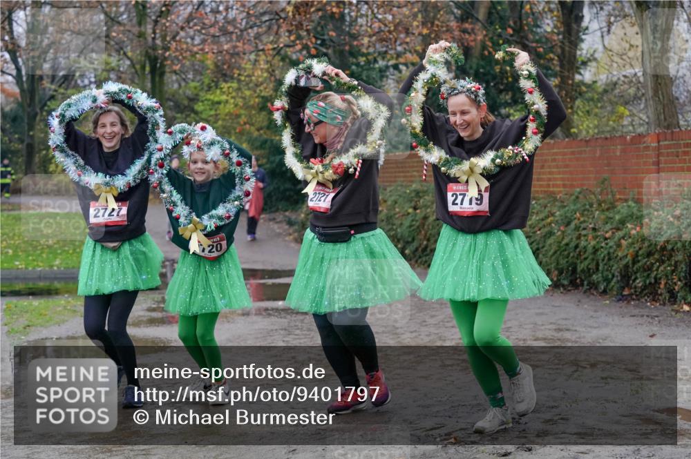 07.12.2025 - St. Pauli X-Mass-Run No. 15 Michael Burmester http://msf.ph/oto/9401797 07.12.2025 10:28:38 Laufen 2727, 0, 5, 20, 2121, 2719 meine-sportfotos.de