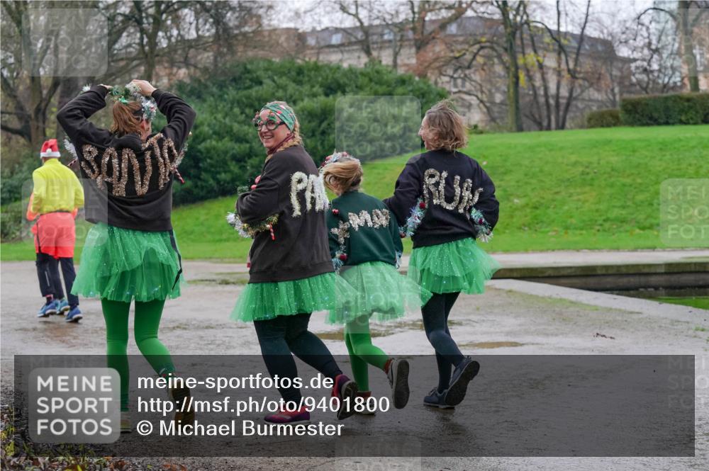 07.12.2025 - St. Pauli X-Mass-Run No. 15 Michael Burmester http://msf.ph/oto/9401800 07.12.2025 10:28:44 Laufen  meine-sportfotos.de