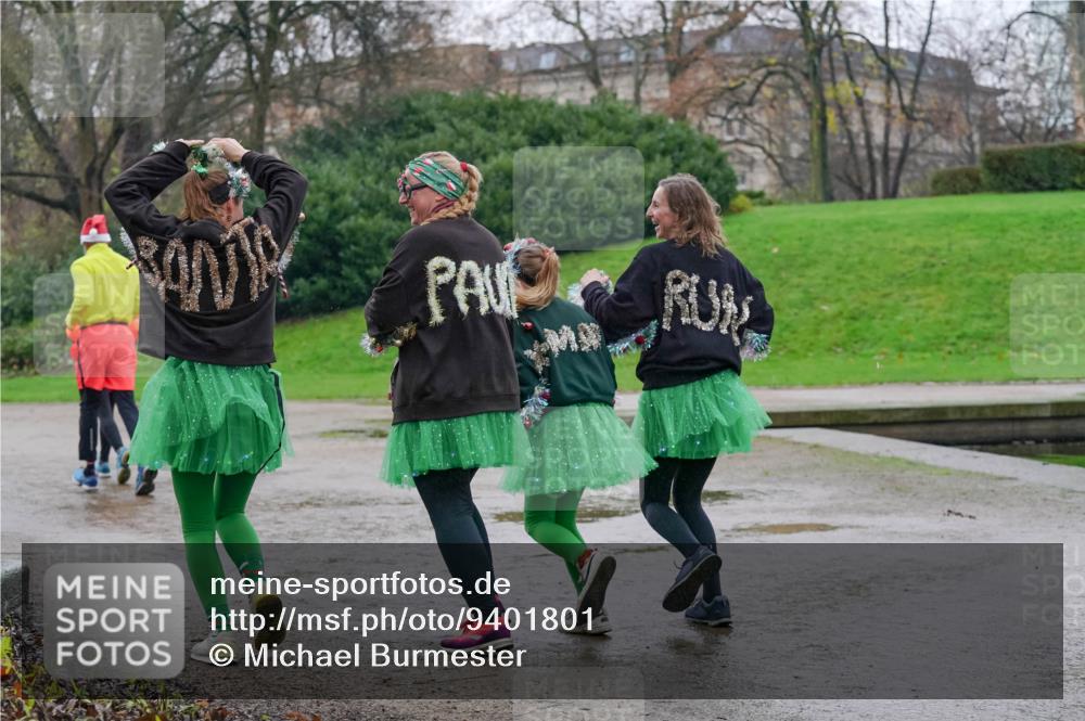 07.12.2025 - St. Pauli X-Mass-Run No. 15 Michael Burmester http://msf.ph/oto/9401801 07.12.2025 10:28:44 Laufen  meine-sportfotos.de
