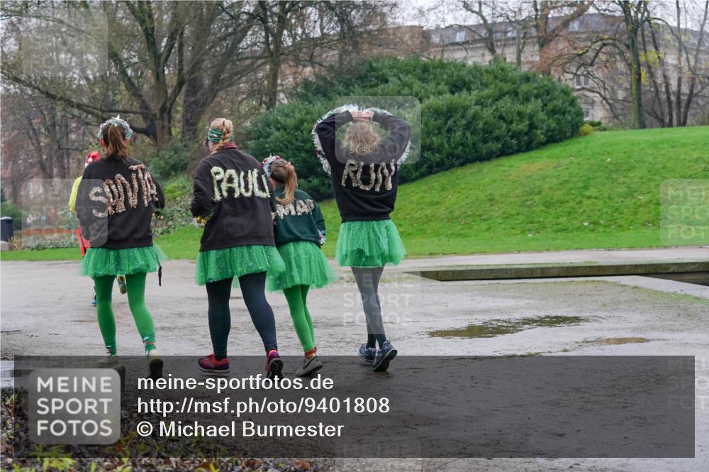 07.12.2025 - St. Pauli X-Mass-Run No. 15 Michael Burmester http://msf.ph/oto/9401808 07.12.2025 10:28:46 Laufen  meine-sportfotos.de