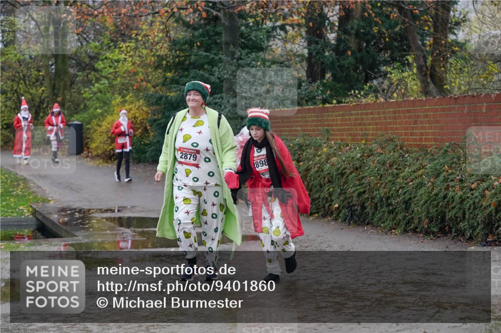 07.12.2025 - St. Pauli X-Mass-Run No. 15 Michael Burmester http://msf.ph/oto/9401860 07.12.2025 10:29:26 Laufen 2879, 898 meine-sportfotos.de