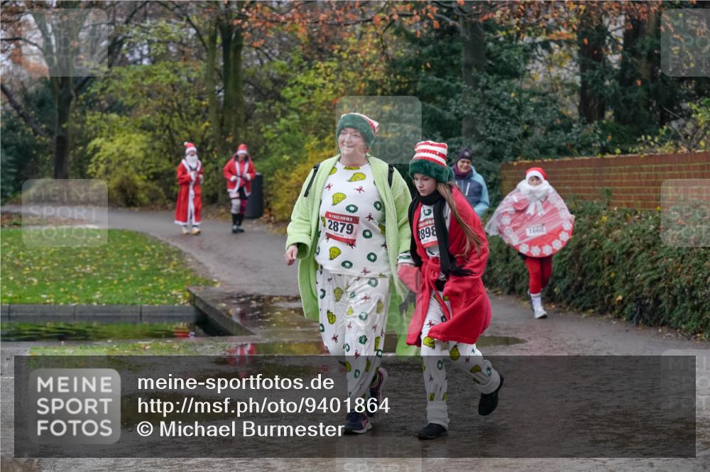07.12.2025 - St. Pauli X-Mass-Run No. 15 Michael Burmester http://msf.ph/oto/9401864 07.12.2025 10:29:27 Laufen 15, 2879, 2898, 1660 meine-sportfotos.de
