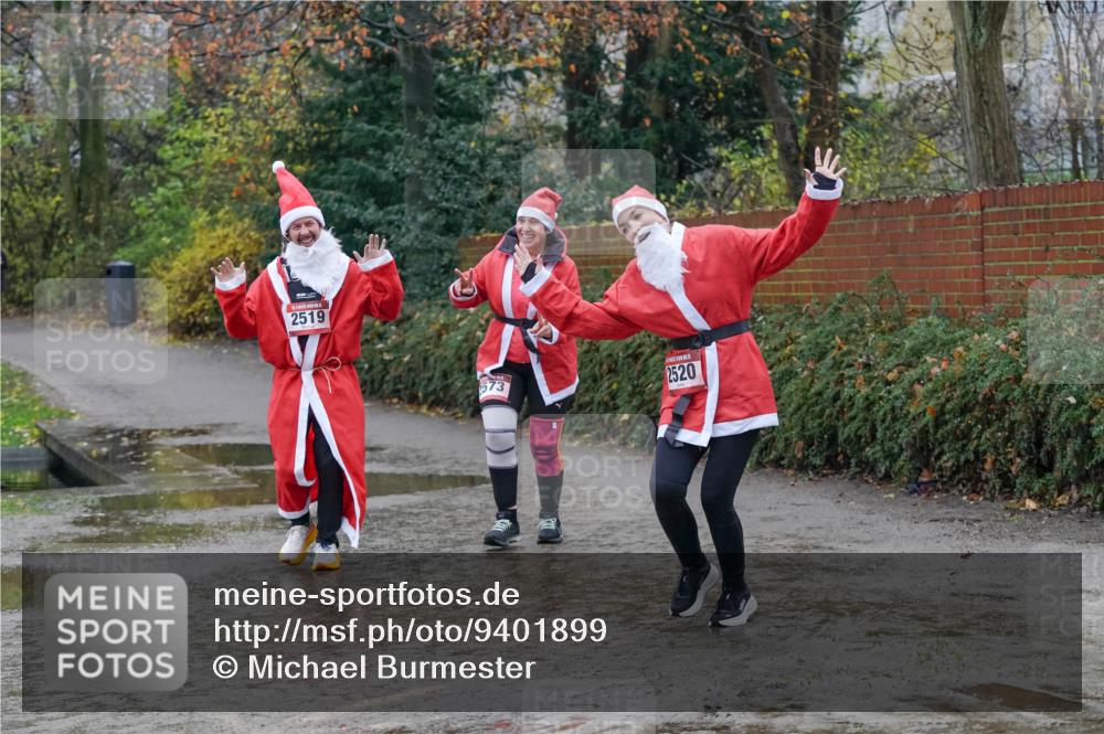 07.12.2025 - St. Pauli X-Mass-Run No. 15 Michael Burmester http://msf.ph/oto/9401899 07.12.2025 10:29:42 Laufen 2519, 573, 2520 meine-sportfotos.de