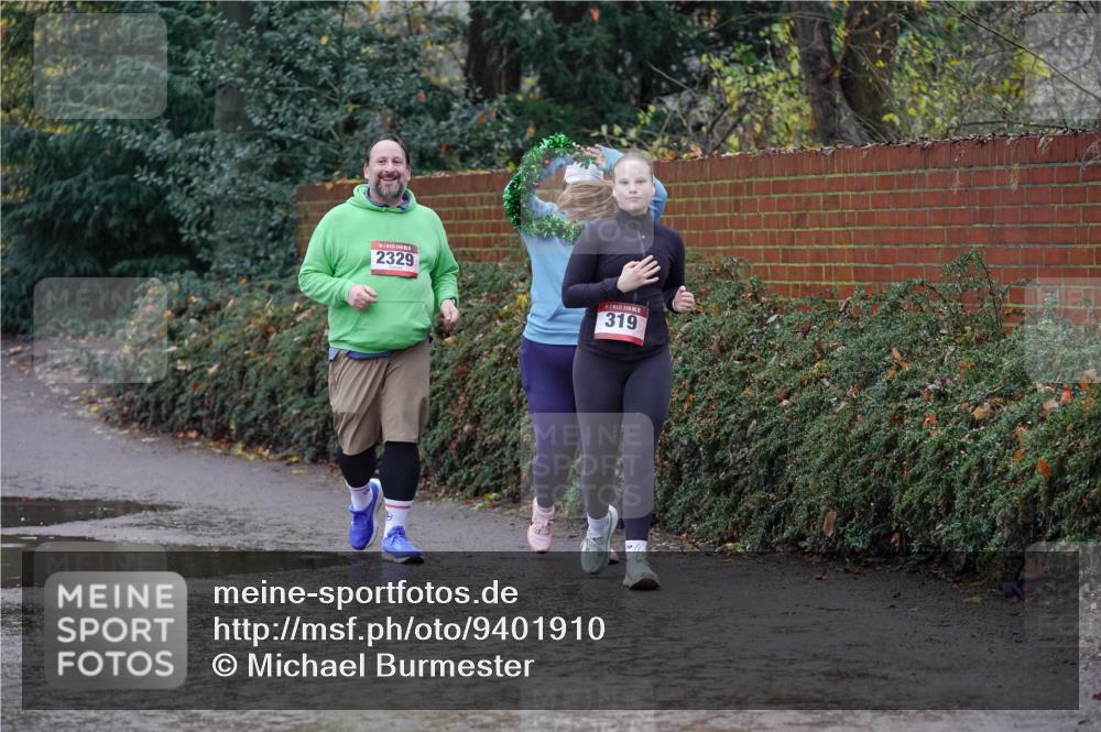 07.12.2025 - St. Pauli X-Mass-Run No. 15 Michael Burmester http://msf.ph/oto/9401910 07.12.2025 10:30:00 Laufen 2329, 319 meine-sportfotos.de