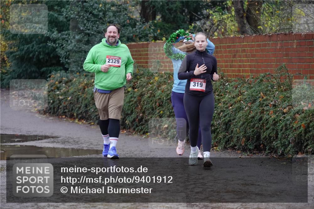 07.12.2025 - St. Pauli X-Mass-Run No. 15 Michael Burmester http://msf.ph/oto/9401912 07.12.2025 10:30:01 Laufen 2329, 319 meine-sportfotos.de