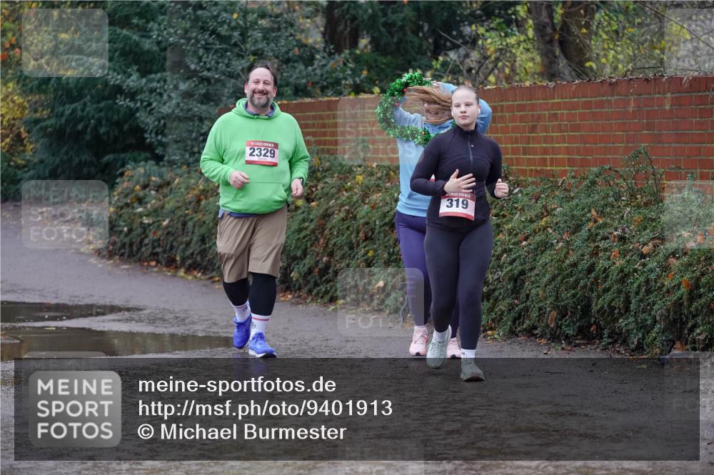 07.12.2025 - St. Pauli X-Mass-Run No. 15 Michael Burmester http://msf.ph/oto/9401913 07.12.2025 10:30:01 Laufen 2329, 319 meine-sportfotos.de