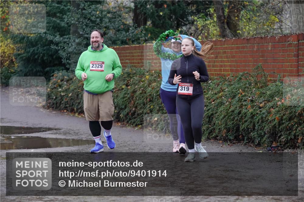 07.12.2025 - St. Pauli X-Mass-Run No. 15 Michael Burmester http://msf.ph/oto/9401914 07.12.2025 10:30:01 Laufen 2329, 319 meine-sportfotos.de