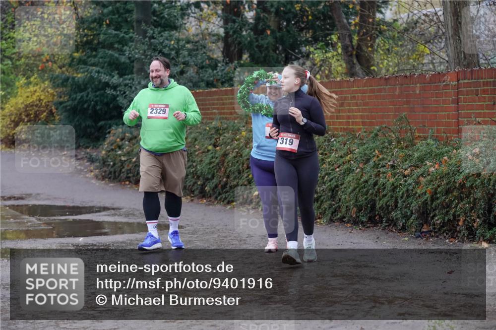 07.12.2025 - St. Pauli X-Mass-Run No. 15 Michael Burmester http://msf.ph/oto/9401916 07.12.2025 10:30:02 Laufen 2329, 319 meine-sportfotos.de